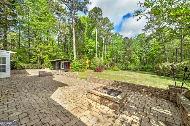 604 Country Lake Drive, Hampton, GA 30228