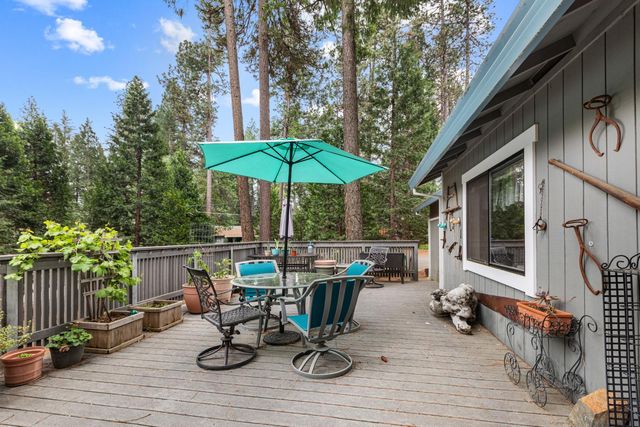 5680 Azalea Cir, Pollock Pines, CA 95726