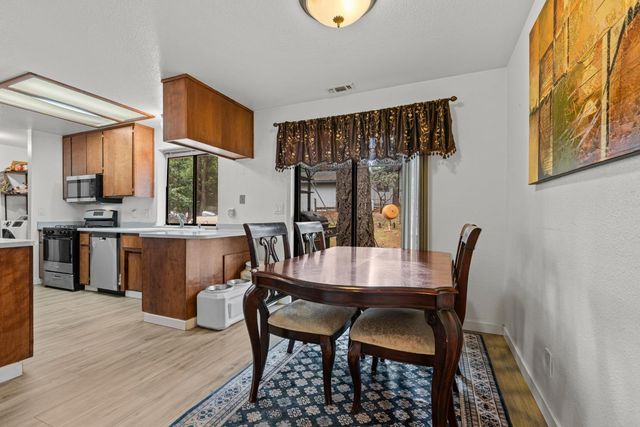 5680 Azalea Cir, Pollock Pines, CA 95726