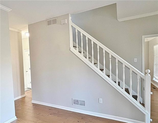 8627 Foxridge Drive, Winston, GA 30187