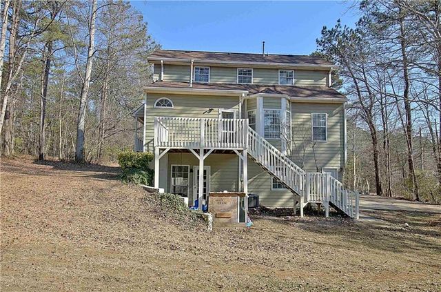 8627 Foxridge Drive, Winston, GA 30187