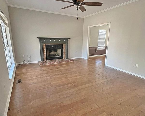 8627 Foxridge Drive, Winston, GA 30187