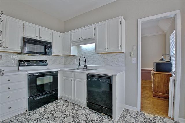 8627 Foxridge Drive, Winston, GA 30187