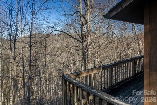 244 Grindstone Knob Road, Whittier, NC 28789