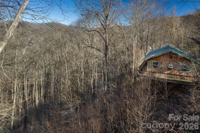 244 Grindstone Knob Road, Whittier, NC 28789