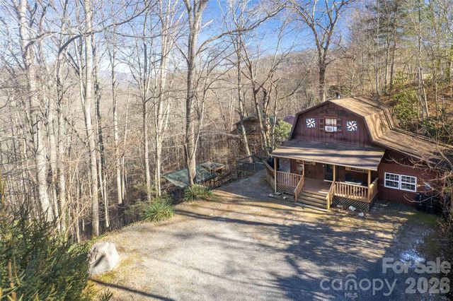 244 Grindstone Knob Road, Whittier, NC 28789