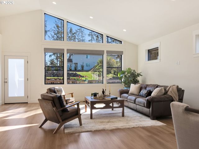 1309 PARK Ln, Gearhart, OR 97138