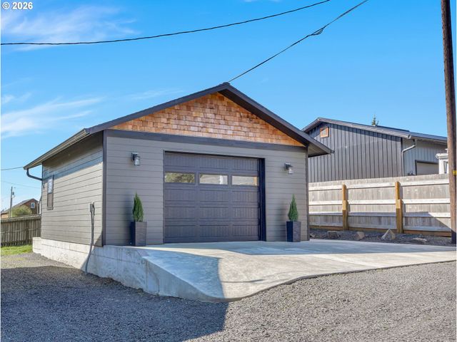 1309 PARK Ln, Gearhart, OR 97138