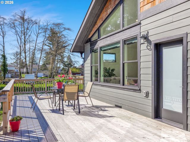 1309 PARK Ln, Gearhart, OR 97138