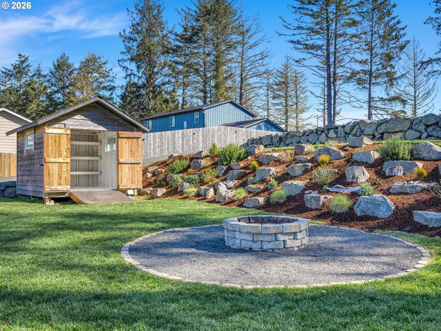 1309 PARK Ln, Gearhart, OR 97138