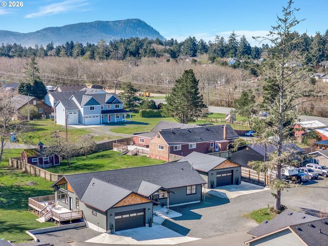 1309 PARK Ln, Gearhart, OR 97138