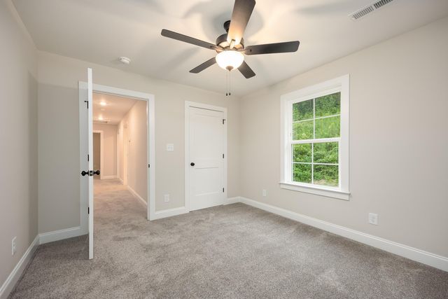 8079 Cobblestone Drive SW, Cleveland, TN 37311