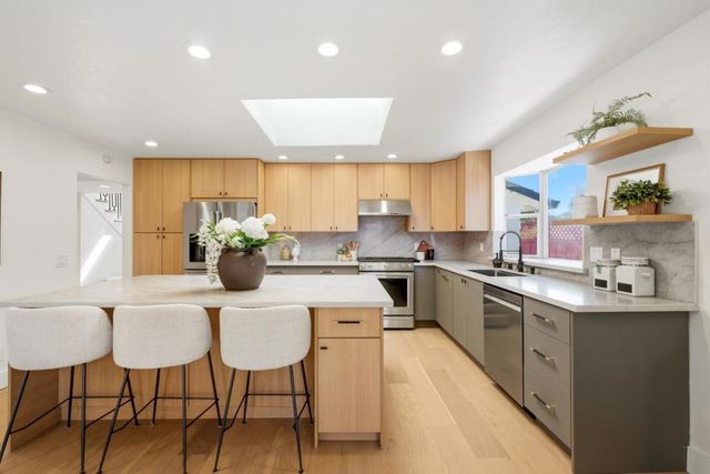 2215 Sunny Vista Drive, San Jose, CA 95128