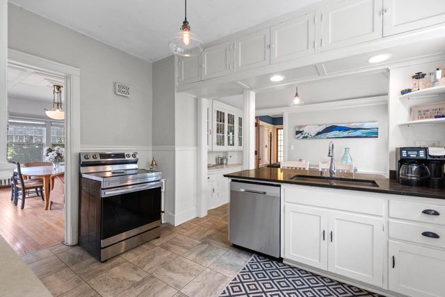 204 W Jackson STREET, Port Washington, WI 53074