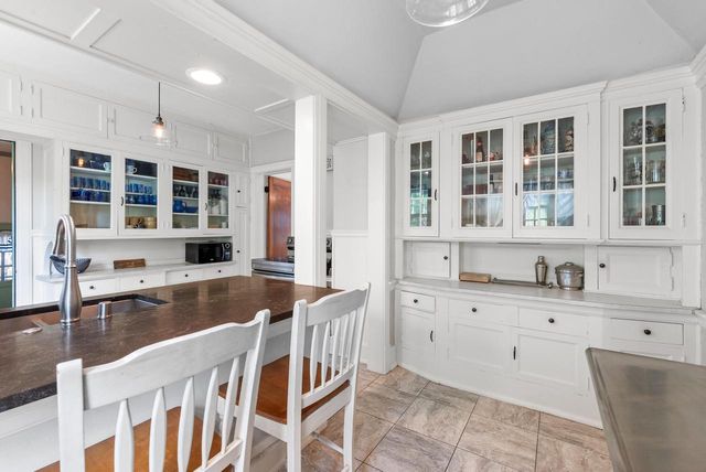 204 W Jackson STREET, Port Washington, WI 53074