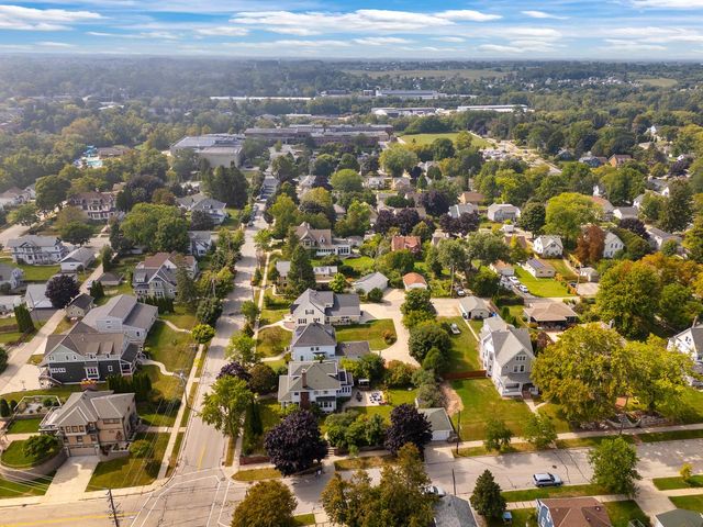 204 W Jackson STREET, Port Washington, WI 53074