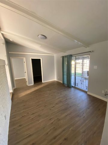 6026 Crosswood Lane, Dallas, TX 75241