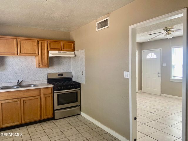 601 LOMALAND DR. A, El Paso, TX 79907