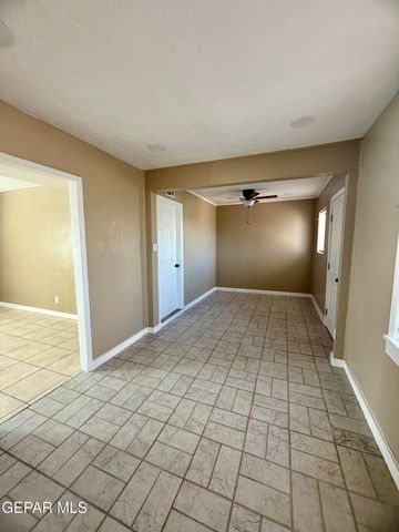 601 LOMALAND DR. A, El Paso, TX 79907