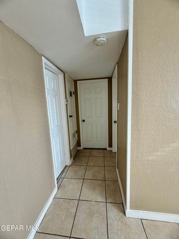 601 LOMALAND DR. A, El Paso, TX 79907