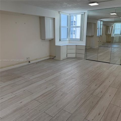 1880 S Ocean Dr TS706, Hallandale Beach, FL 33009