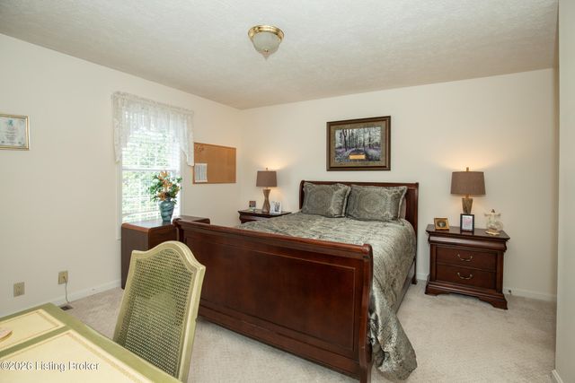 13408 Forest Springs Dr, Louisville, KY 40245