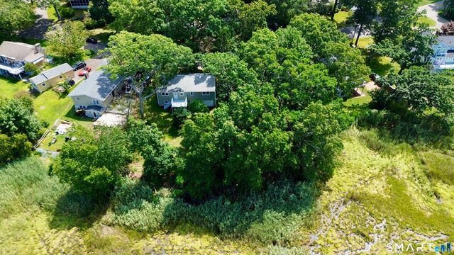 71 Knollwood Drive, Old Saybrook, CT 06475