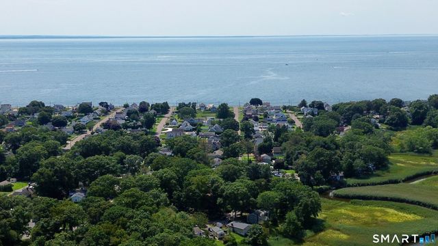 71 Knollwood Drive, Old Saybrook, CT 06475