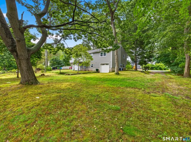 71 Knollwood Drive, Old Saybrook, CT 06475