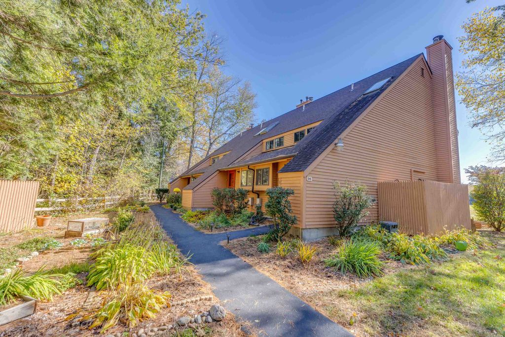96 Fairway Dr # 1, Ashland, NH 03217