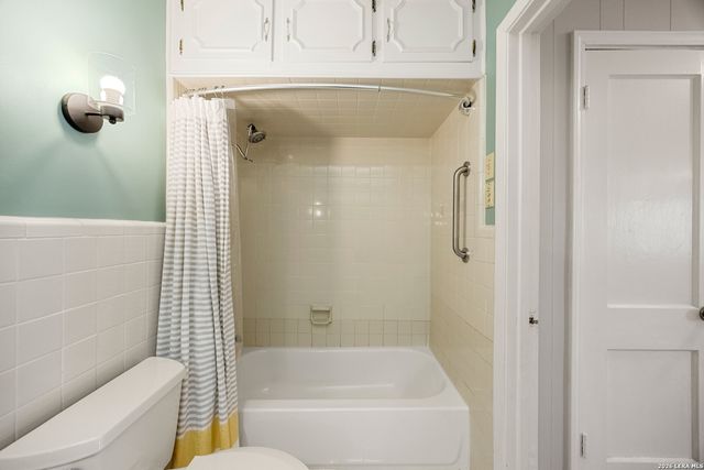 902 Alexander Hamilton Dr, San Antonio, TX 78228