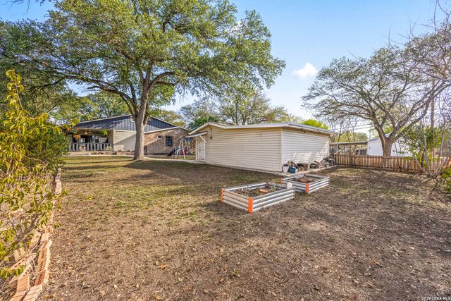 902 Alexander Hamilton Dr, San Antonio, TX 78228