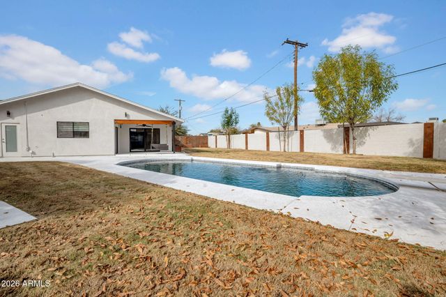 8740 E MONTE VISTA Road, Scottsdale, AZ 85257