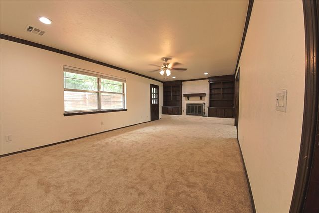 3700 Meadow Lane, Edmond, OK 73013