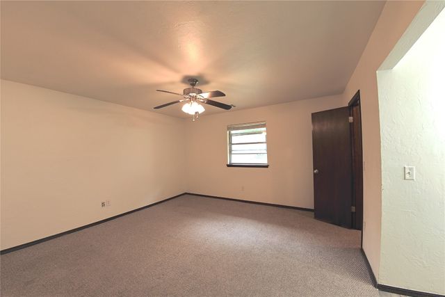 3700 Meadow Lane, Edmond, OK 73013