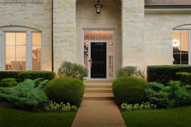 1204 Tamranae CT, Austin, TX 78746