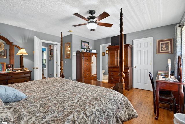 137 S Manley Drive, Taylors, SC 29687