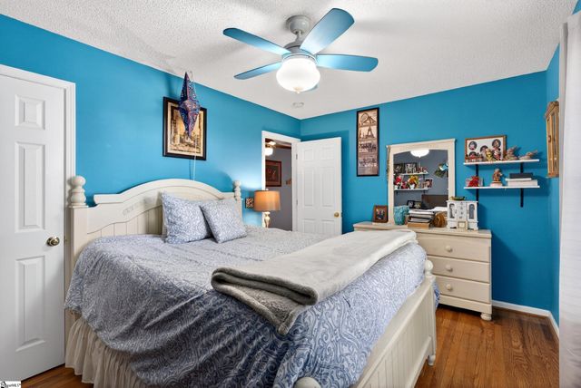 137 S Manley Drive, Taylors, SC 29687