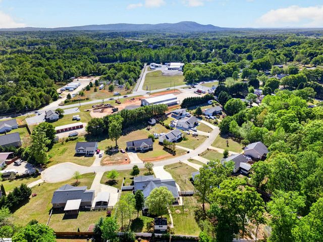 137 S Manley Drive, Taylors, SC 29687