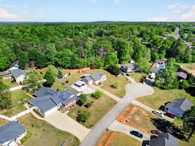 137 S Manley Drive, Taylors, SC 29687