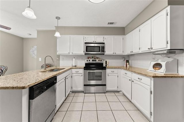 4343 Deerbrook Way, Lilburn, GA 30047