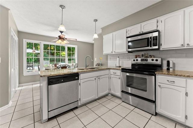 4343 Deerbrook Way, Lilburn, GA 30047