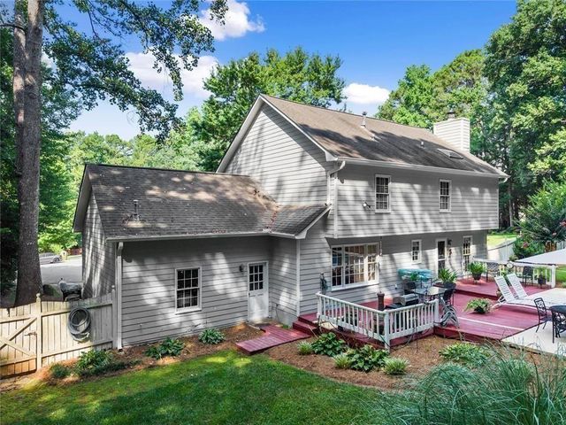 4343 Deerbrook Way, Lilburn, GA 30047