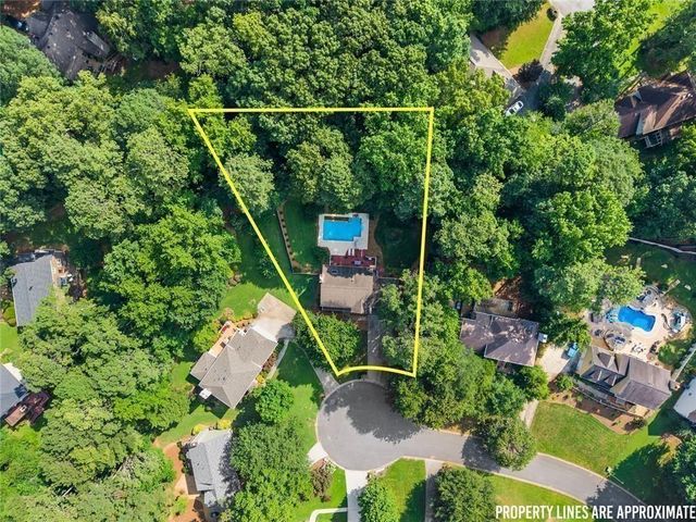 4343 Deerbrook Way, Lilburn, GA 30047