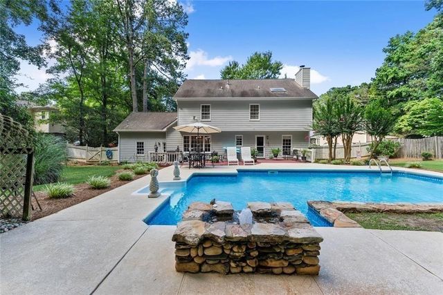 4343 Deerbrook Way, Lilburn, GA 30047