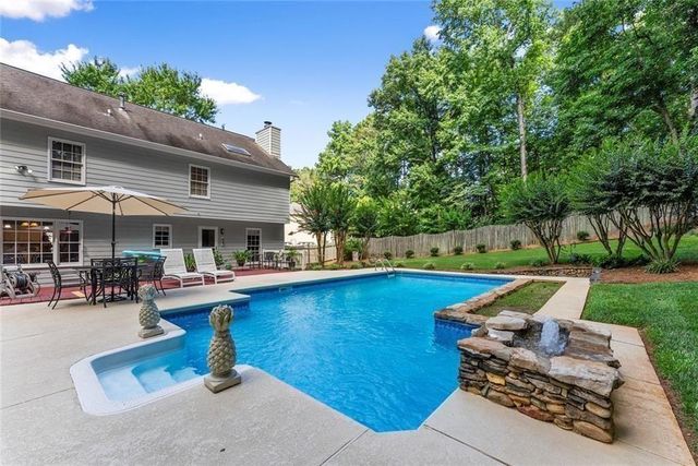 4343 Deerbrook Way, Lilburn, GA 30047