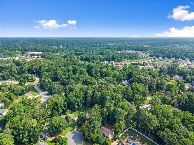 4343 Deerbrook Way, Lilburn, GA 30047