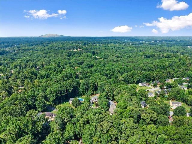 4343 Deerbrook Way, Lilburn, GA 30047