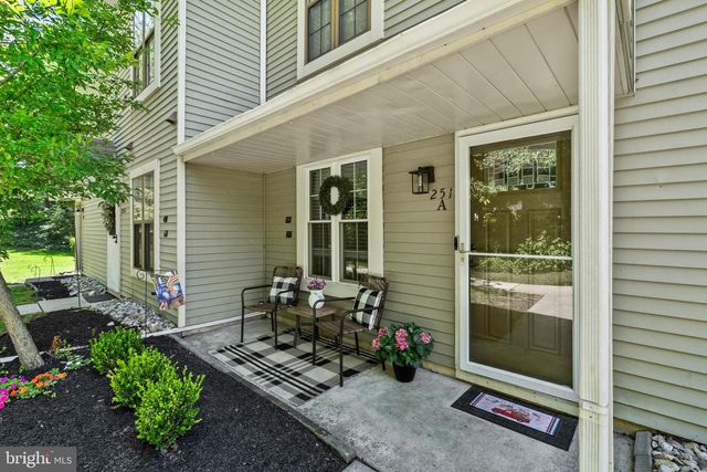 251-A EVERLY CT, Mount Laurel, NJ 08054