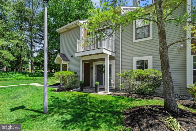 251-A EVERLY CT, Mount Laurel, NJ 08054